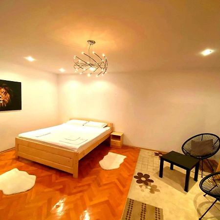 Arina'S Apartments Braszów Zewnętrze zdjęcie