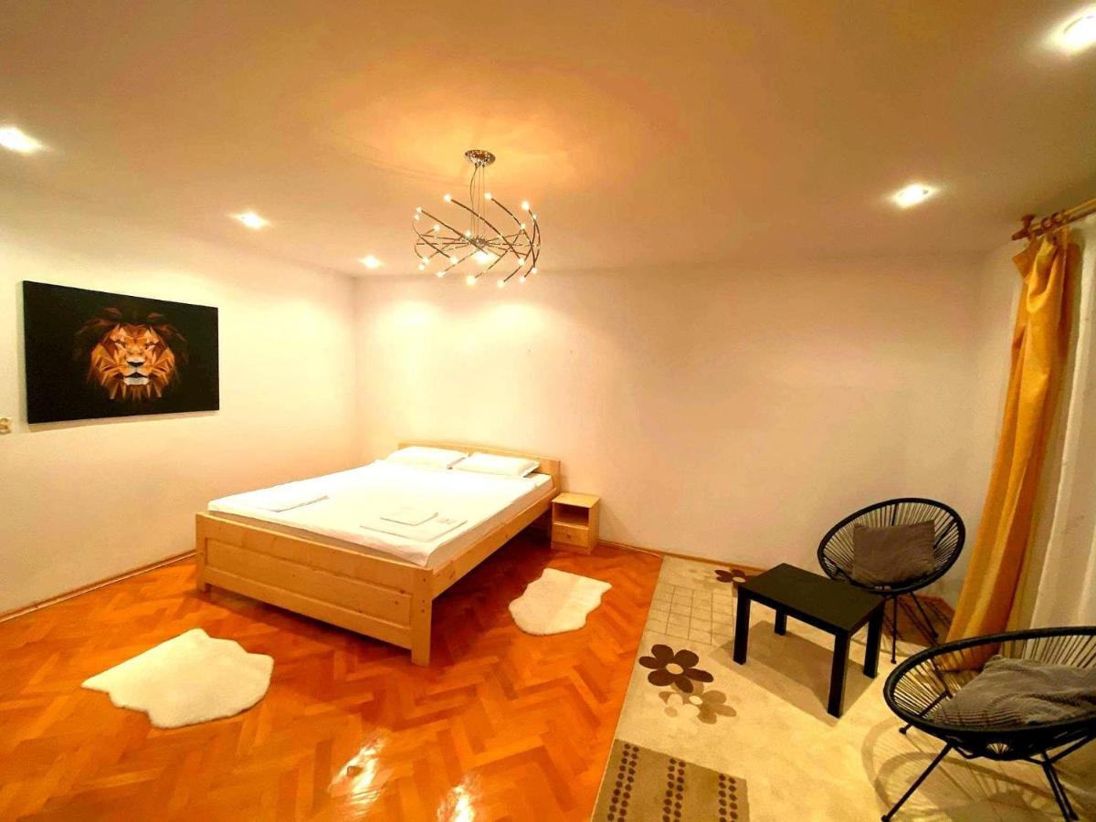 Arina'S Apartments Braszów Zewnętrze zdjęcie